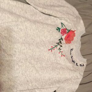 Kids grey sweatshirt with flower